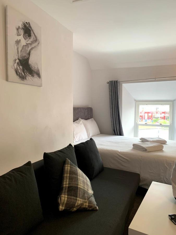 Bed and Breakfast Mocha Beans Westport Esterno foto