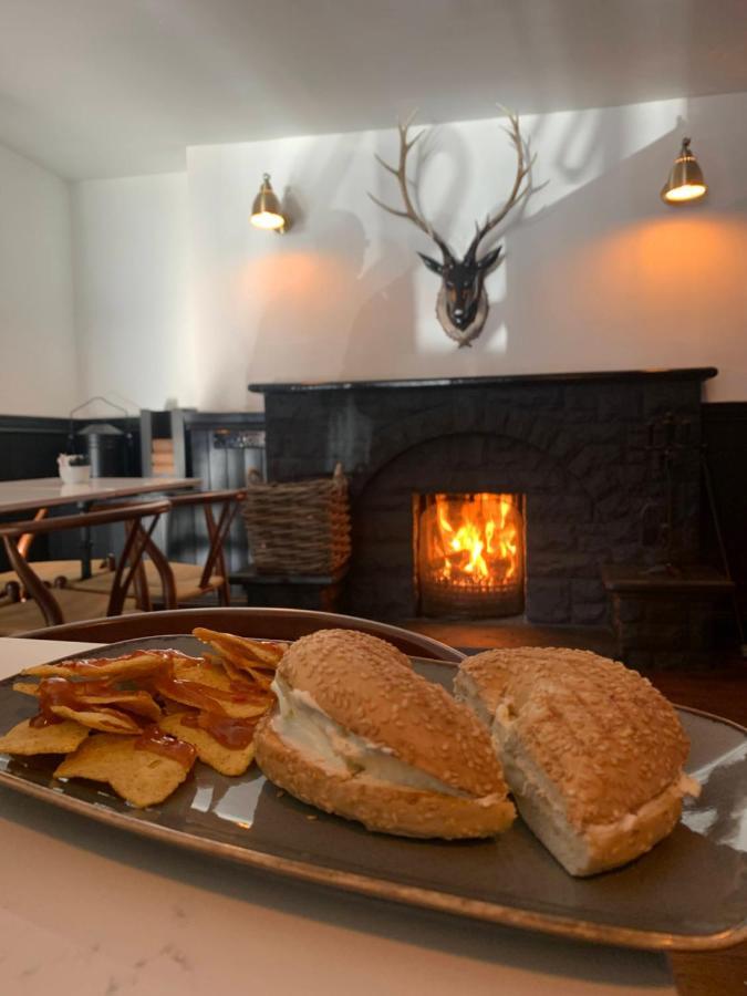 Bed and Breakfast Mocha Beans Westport Esterno foto