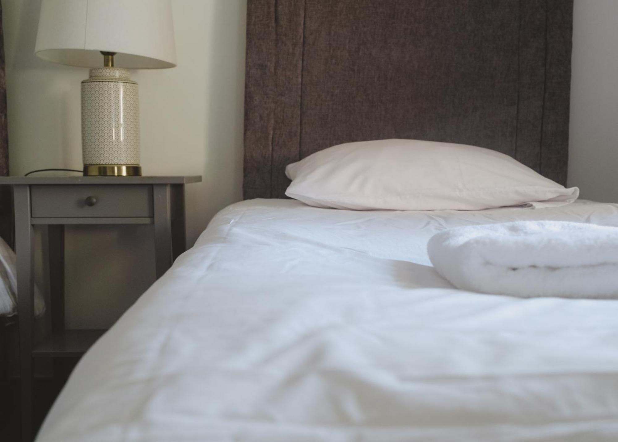 Bed and Breakfast Mocha Beans Westport Esterno foto
